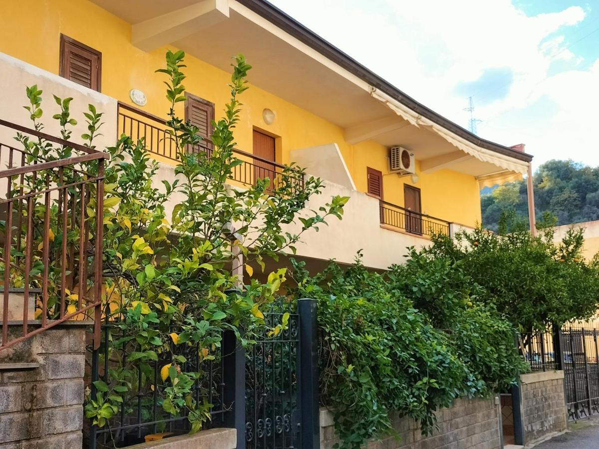 Casa Vacanza Da Rosa Letojanni Bagian luar foto