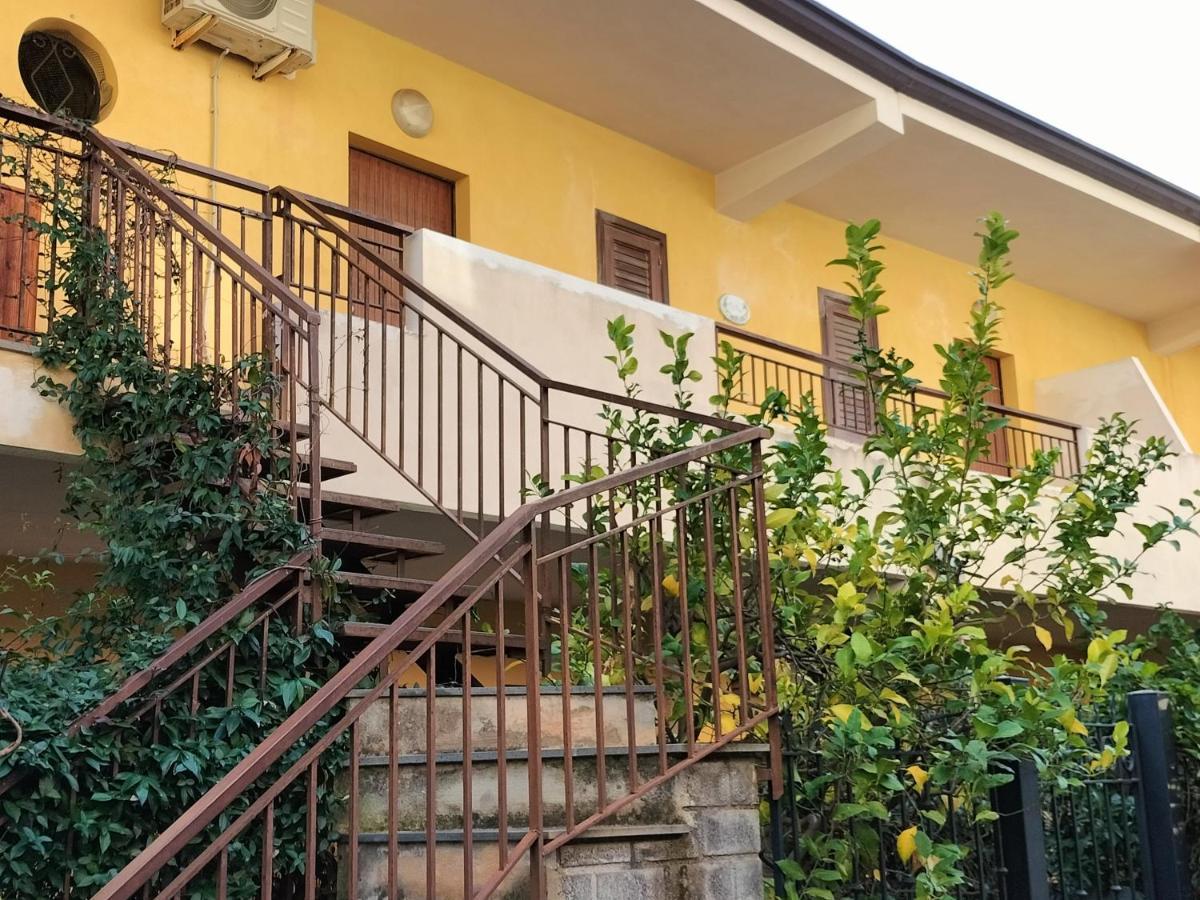 Casa Vacanza Da Rosa Letojanni Bagian luar foto