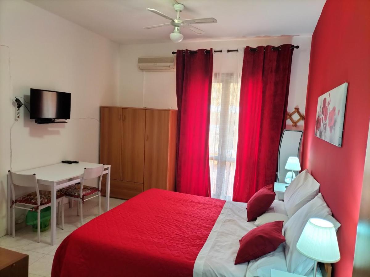 Casa Vacanza Da Rosa Letojanni Bagian luar foto