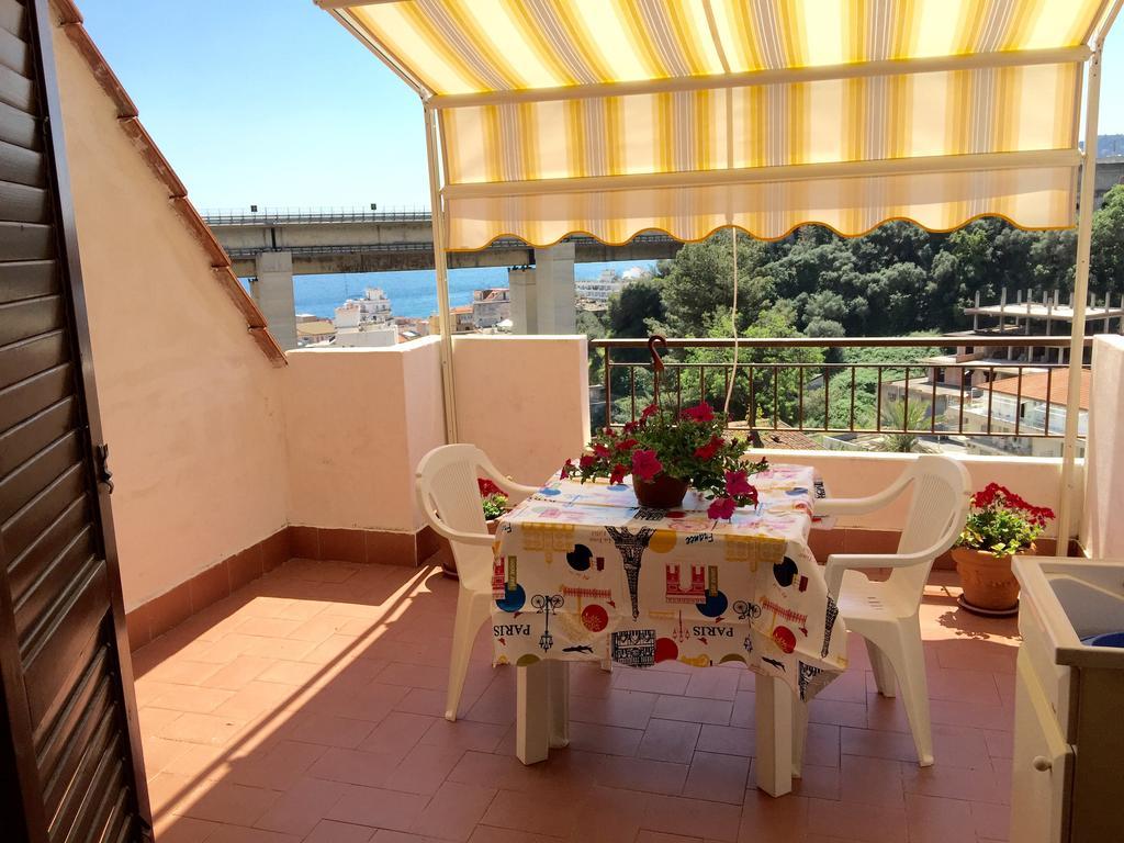 Casa Vacanza Da Rosa Letojanni Bagian luar foto